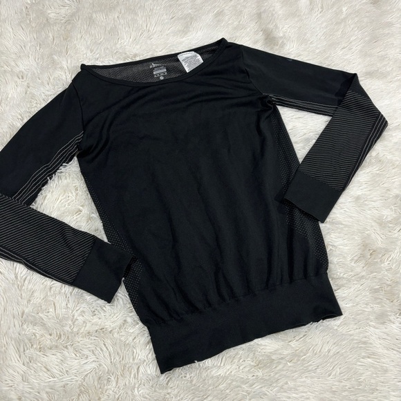 Nike Dri-Fit Epic Knit Crew Running Top Women's Size XS Black Gray - Picture 4 of 13
